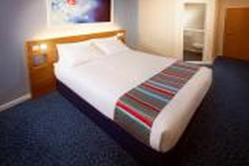 Travelodge Челмсфорд Екстер'єр фото